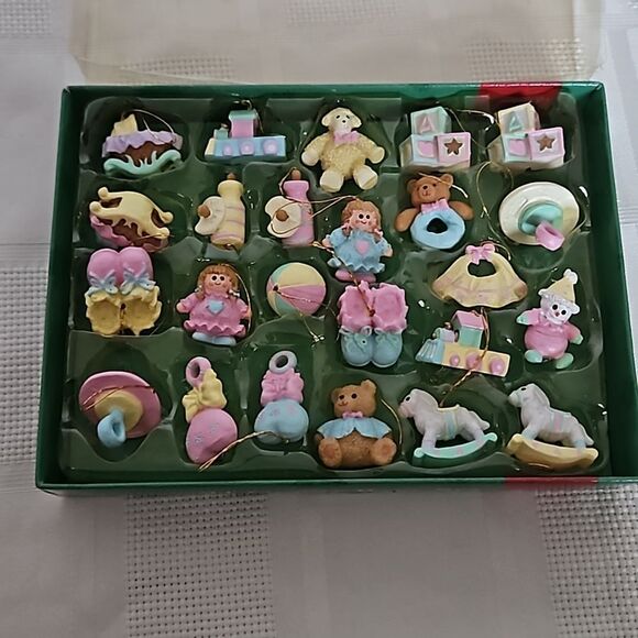 Vintage Baby Set Hanging Ornaments 24 Pieces - Picture 3 of 16